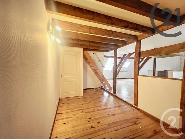Appartement à louer - 4 pièces - 75.0 m2 - SENS - 89 - BOURGOGNE - Century 21 Martinot Immobilier