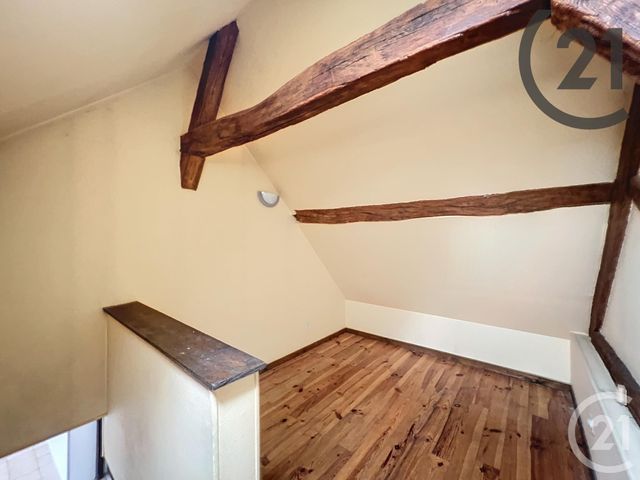 Appartement à louer - 4 pièces - 75.0 m2 - SENS - 89 - BOURGOGNE - Century 21 Martinot Immobilier