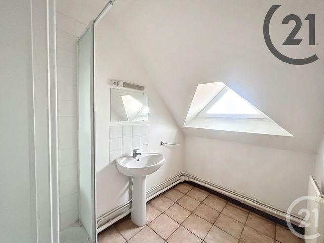 Appartement à louer - 4 pièces - 75.0 m2 - SENS - 89 - BOURGOGNE - Century 21 Martinot Immobilier