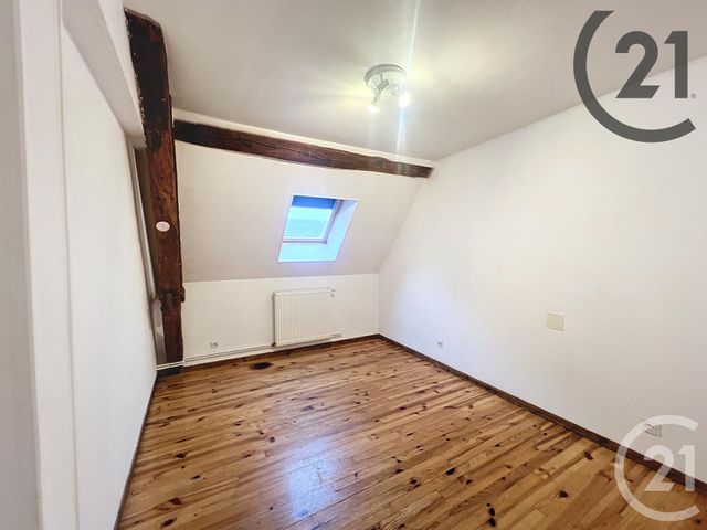 Appartement à louer - 4 pièces - 75.0 m2 - SENS - 89 - BOURGOGNE - Century 21 Martinot Immobilier
