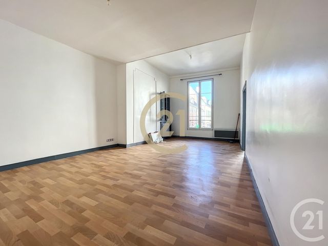 Appartement F2 à louer - 2 pièces - 68.7 m2 - SENS - 89 - BOURGOGNE - Century 21 Martinot Immobilier