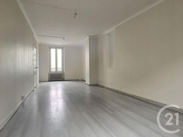 Appartement à louer - 3 pièces - 87.81 m2 - SENS - 89 - BOURGOGNE - Century 21 Martinot Immobilier
