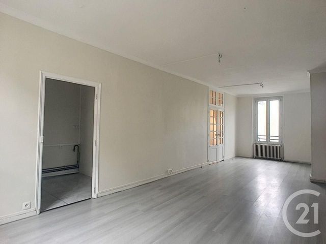 Appartement à louer - 3 pièces - 87.81 m2 - SENS - 89 - BOURGOGNE - Century 21 Martinot Immobilier